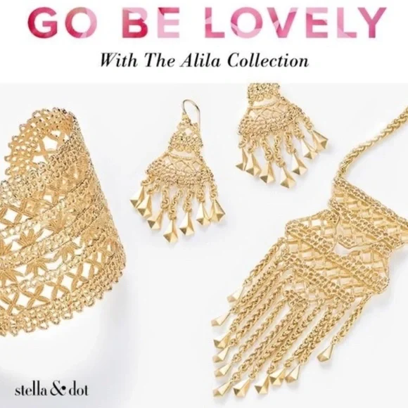 :: Stella & Dot Dainty Lace Alila Chandeliers - Picture 4 of 7